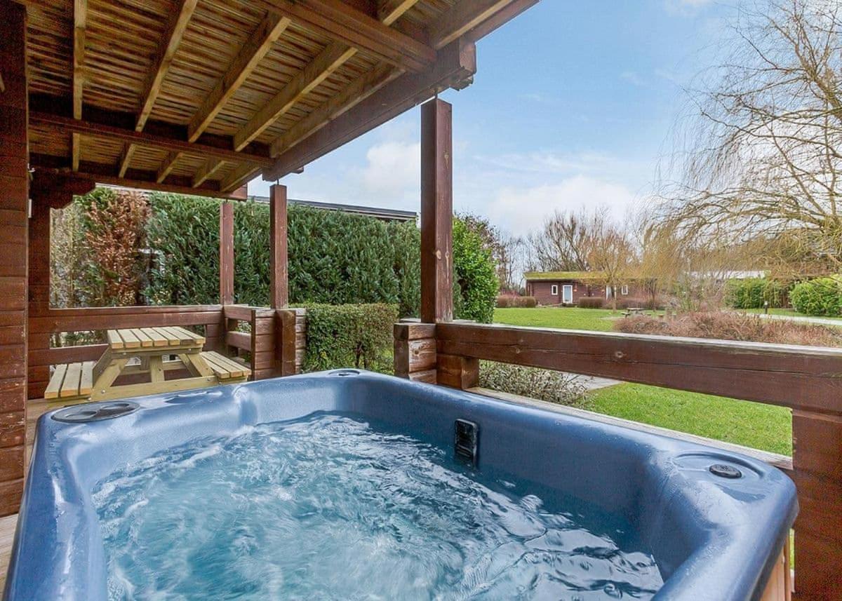 Woodland Lakes Lodges サースク エクステリア 写真