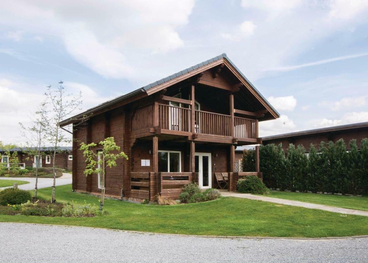 Woodland Lakes Lodges サースク エクステリア 写真